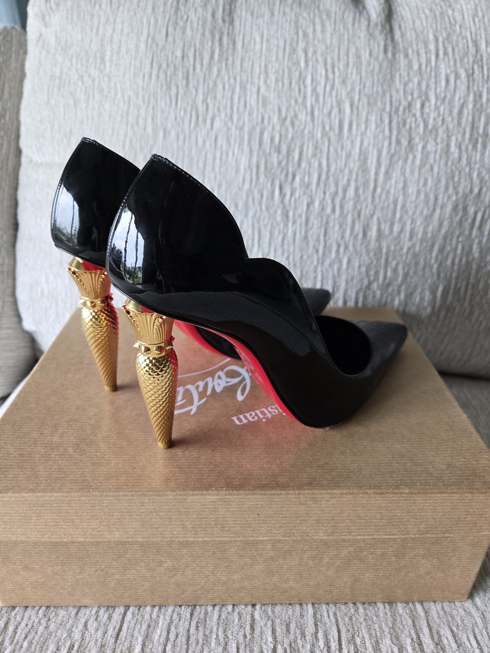 Christian Louboutin Black Patent Pointed Pumps with Iconic Lipstick Heel. 36.5
